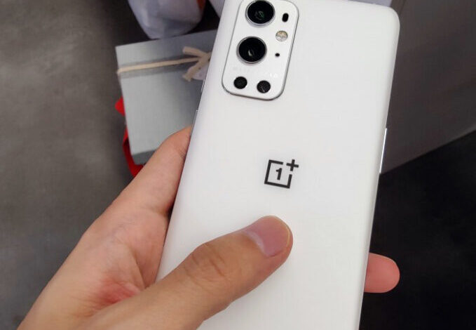 Pure White OnePlus 9 Pro live image surfaces scaled